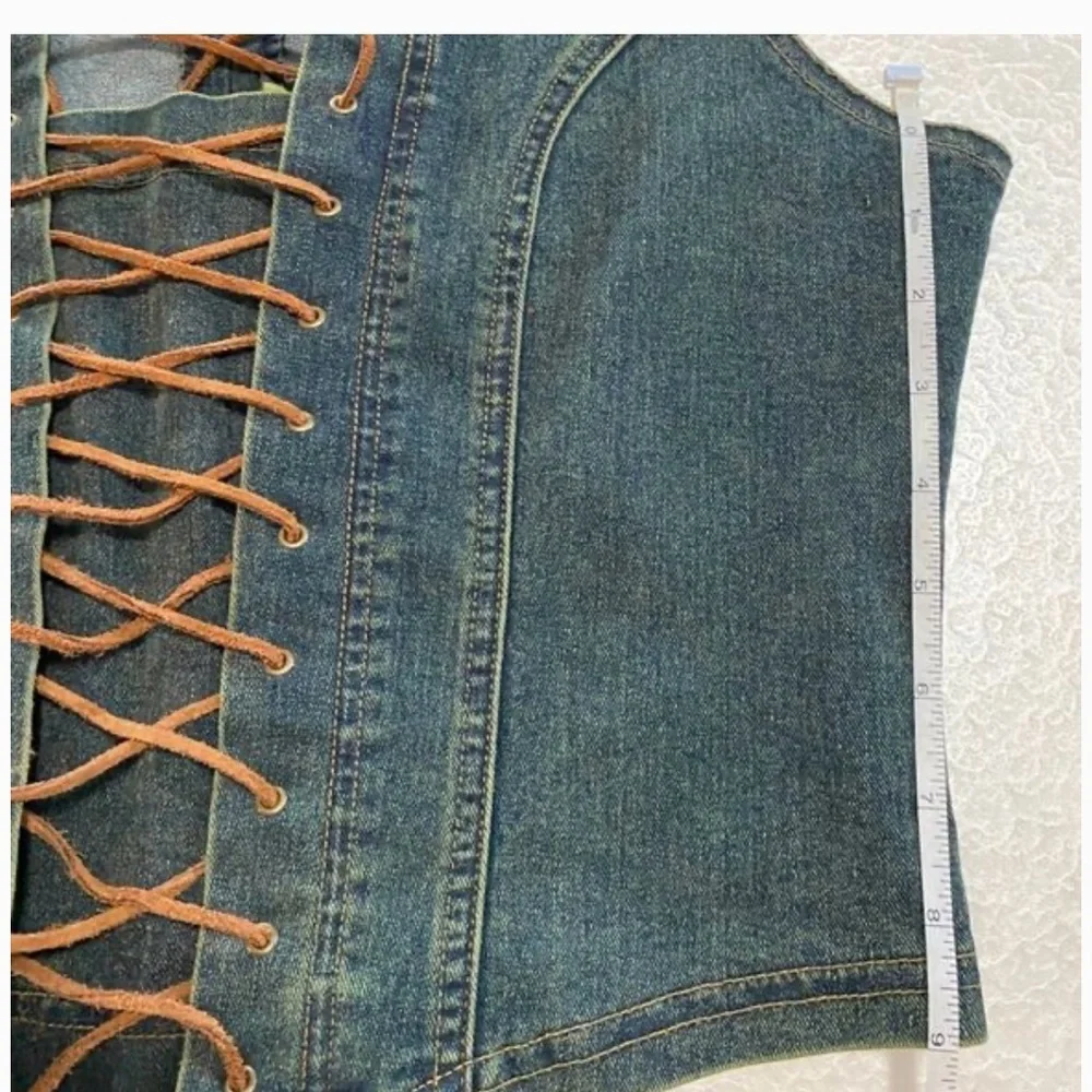 Denim Lace-Up Corset Top with Gold Necklace - Picture 3 of 4